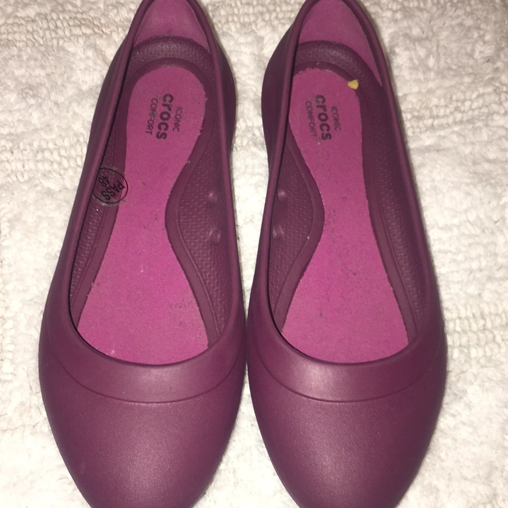 CROC Slip-On Flats